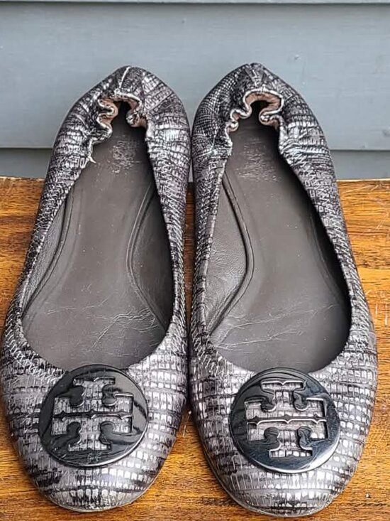 Tory Burch Reva Black Silver Snake Print Leather Ballet Flats size 8M main image 8